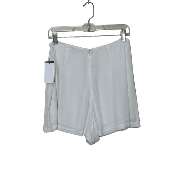 Guess white rayon shorts size Medium - Picture 9 of 9